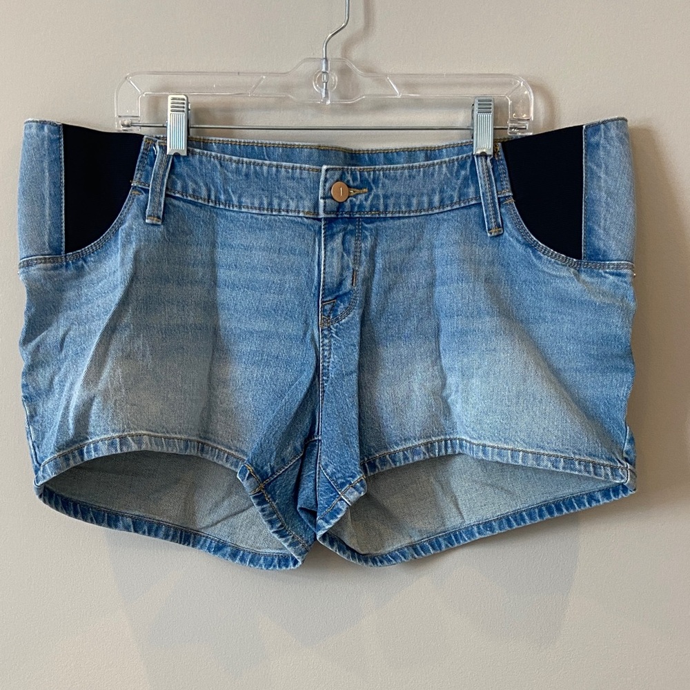Isabel Maternity by Ingrid & Isabel Light Blue Jean midi Shorts